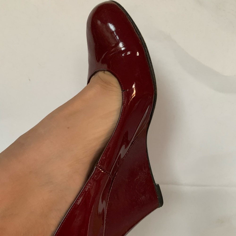 LOUBOUTIN red patent leather wedges